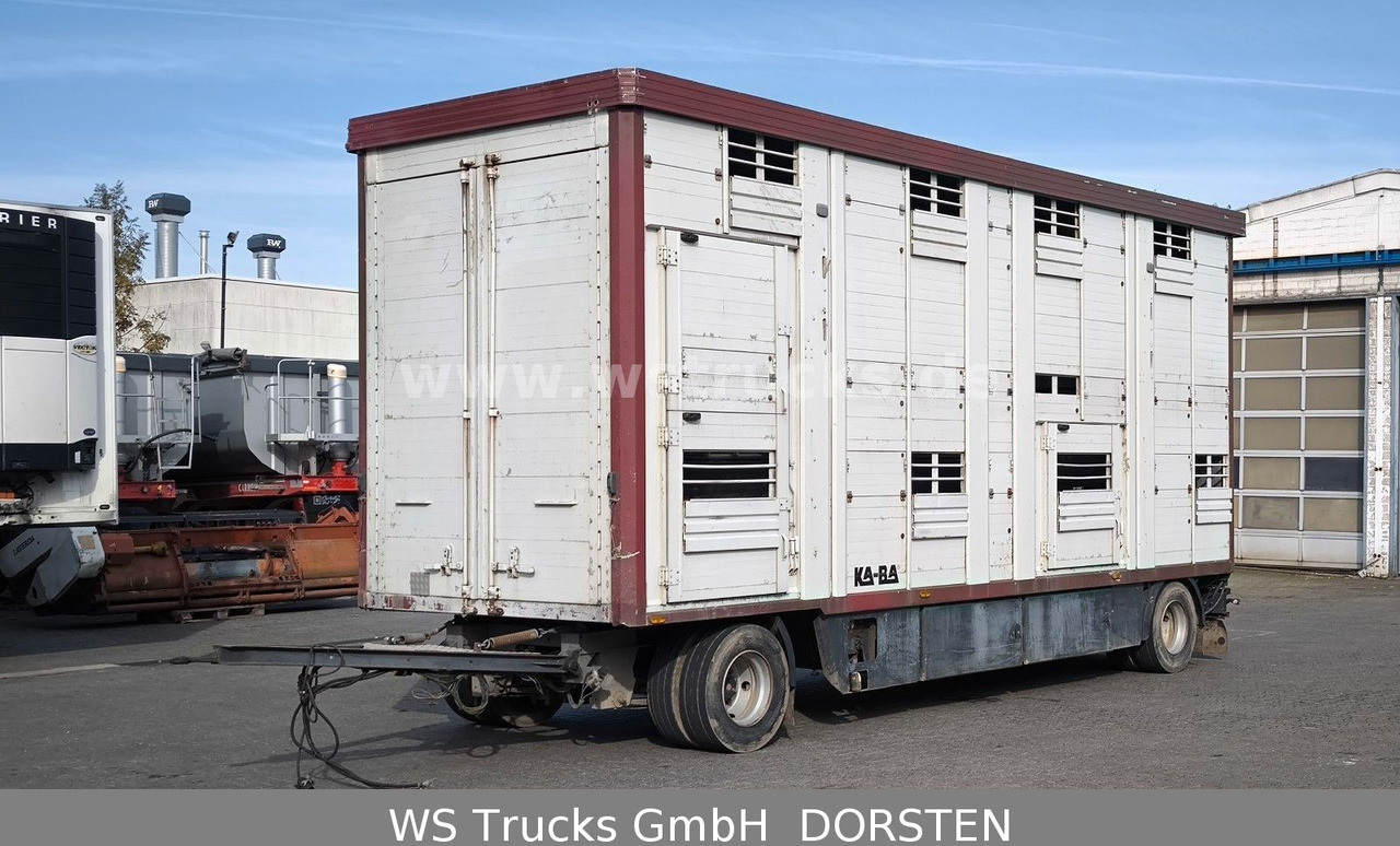 KABA 2 Stock Hubdach Vollalu 7,30m Viehanhänger - Pótkocsi állatszállító: 3 kép. KABA 2 Stock Hubdach Vollalu 7,30m Viehanhänger - Pótkocsi állatszállító: 3 kép.