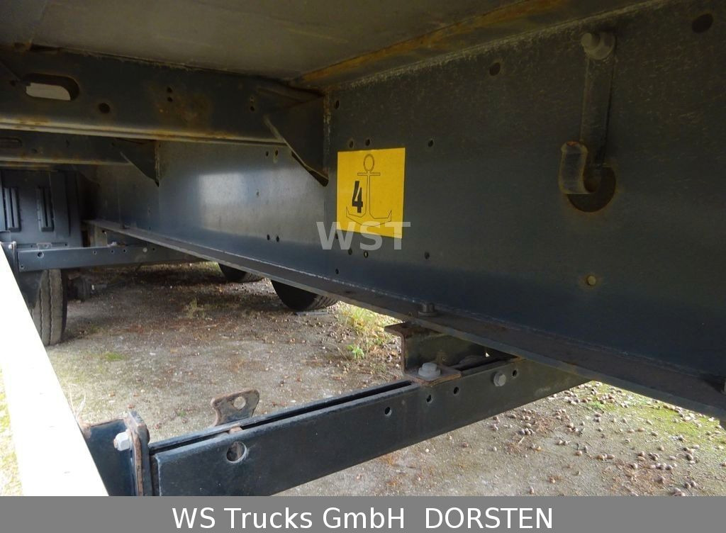 Ponyvás félpótkocsi Krone 3 x SDP27 Profiliner Edscha  XL Code Krone SD 27 Planauflieger mit Edscha | ABS, EBS, XL: 18 kép.