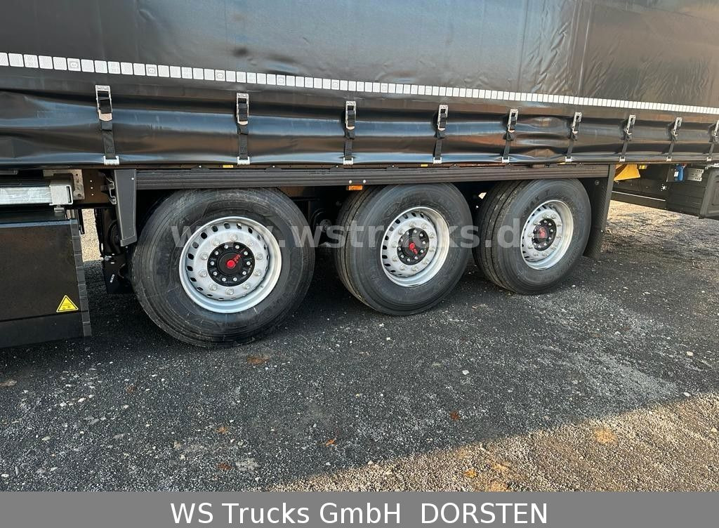 Krone Planauflieger SDP 27 Edscha, Rungen, SAF Achsen - Ponyvás félpótkocsi: 3 kép. Krone Planauflieger SDP 27 Edscha, Rungen, SAF Achsen - Ponyvás félpótkocsi: 3 kép.