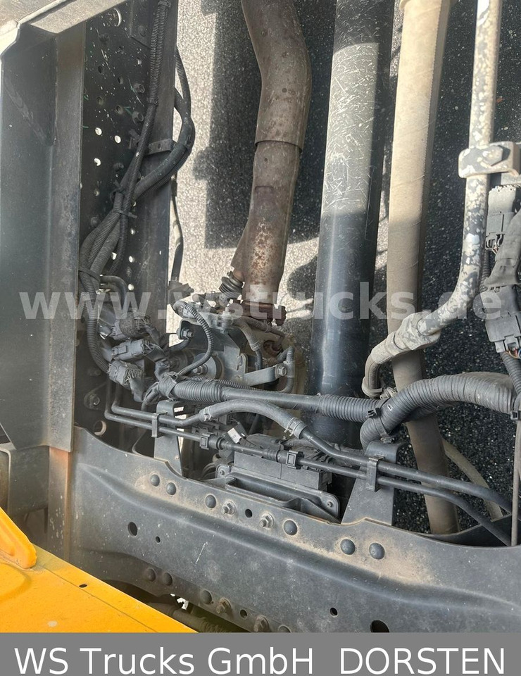 Mitsubishi Canter-DREISEITENKIPPER-DoKa-7.SITZER-EURO6 - Billenőplatós kisteherautó, Duplakabinos kisteherautó: 4 kép. Mitsubishi Canter-DREISEITENKIPPER-DoKa-7.SITZER-EURO6 - Billenőplatós kisteherautó, Duplakabinos kisteherautó: 4 kép.
