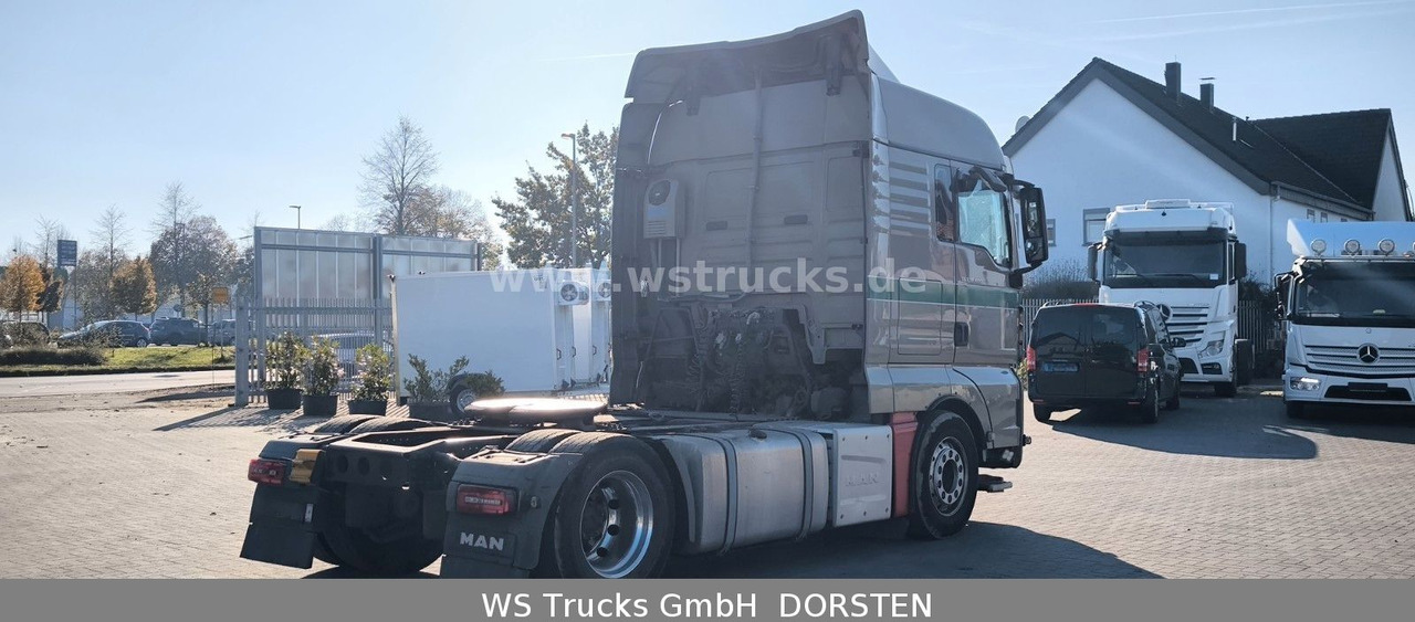 MAN TGX 18.480 / 4x2 Standklima, Luft/Luft - Nyergesvontató: 4 kép. MAN TGX 18.480 / 4x2 Standklima, Luft/Luft - Nyergesvontató: 4 kép.