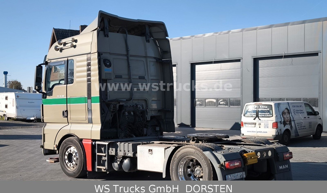 MAN TGX 18.480 / 4x2 Standklima, Luft/Luft - Nyergesvontató: 5 kép. MAN TGX 18.480 / 4x2 Standklima, Luft/Luft - Nyergesvontató: 5 kép.