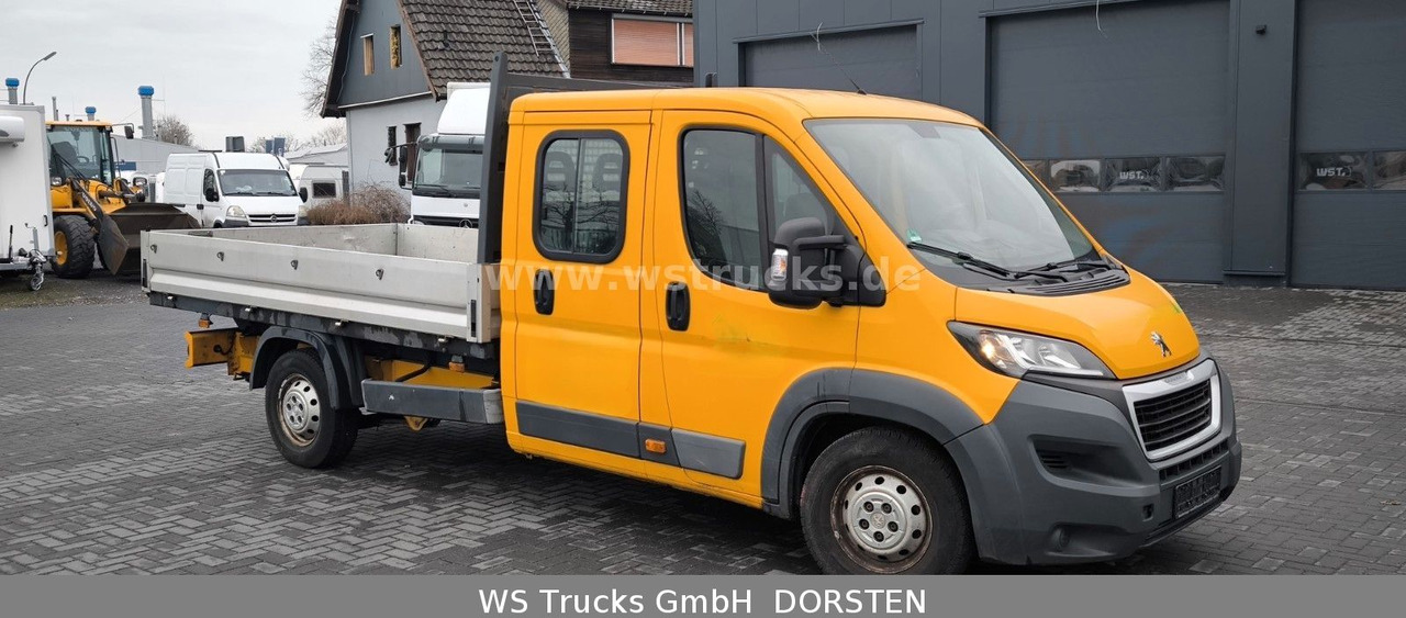 Peugeot Boxer HDi Doppelkabine - Autó: 3 kép. Peugeot Boxer HDi Doppelkabine - Autó: 3 kép.
