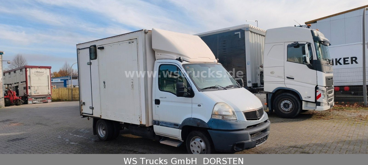 Renault Mascott Pferdeaufbau 2 Pferde - Állatszállító teherautó: 2 kép. Renault Mascott Pferdeaufbau 2 Pferde - Állatszállító teherautó: 2 kép.