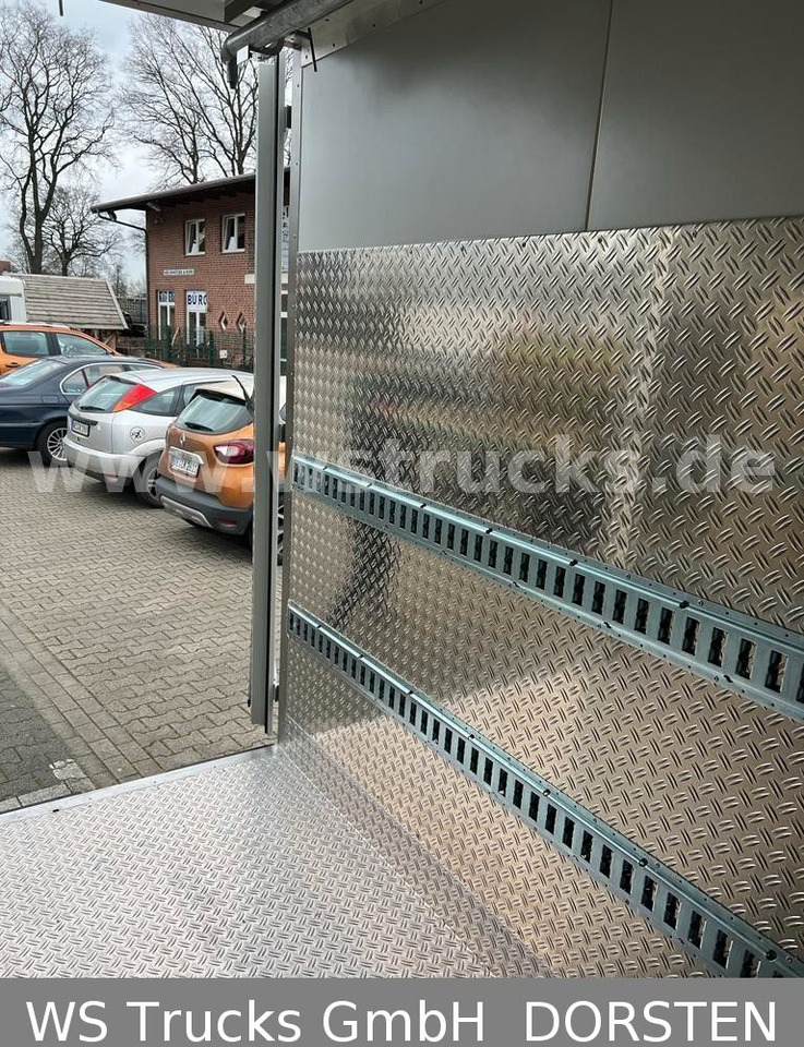 Pótkocsi hűtős Rohrbahn 230 volt Neu Spezial Sonder: 13 kép. Pótkocsi hűtős Rohrbahn 230 volt Neu Spezial Sonder: 13 kép.