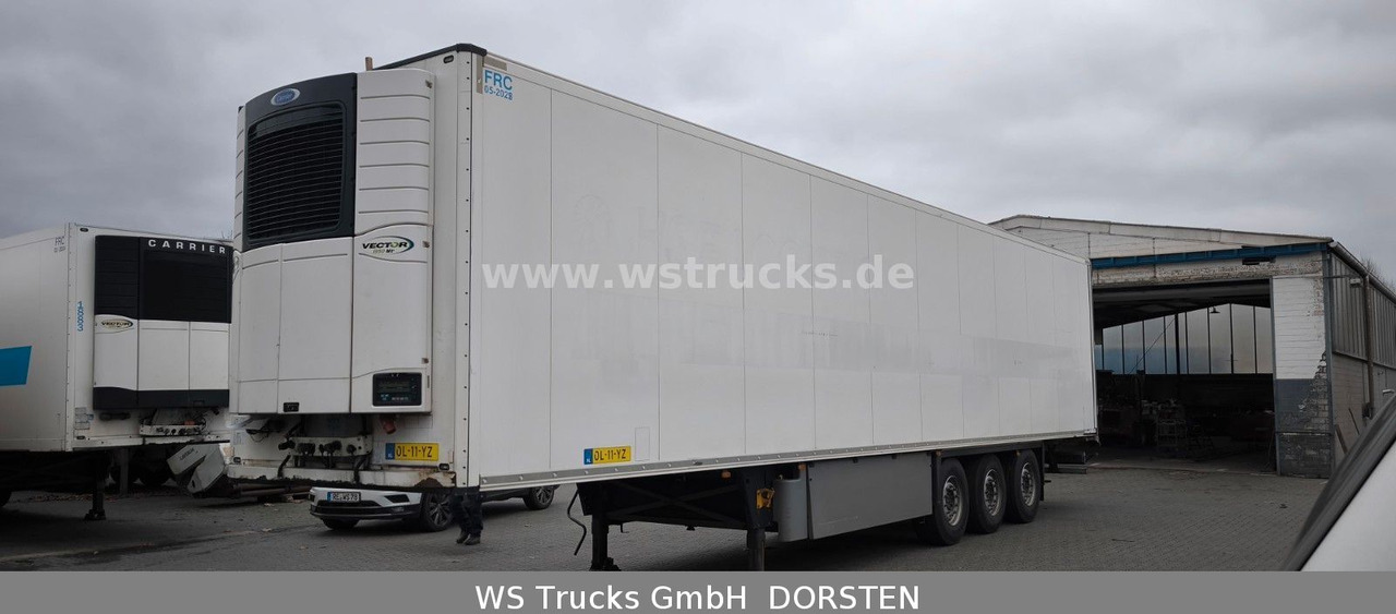 Schmitz Cargobull SKO 24 Kühlauflieger | Rohrbahn Vector 1950Mt - Félpótkocsi hűtős: 2 kép. Schmitz Cargobull SKO 24 Kühlauflieger | Rohrbahn Vector 1950Mt - Félpótkocsi hűtős: 2 kép.