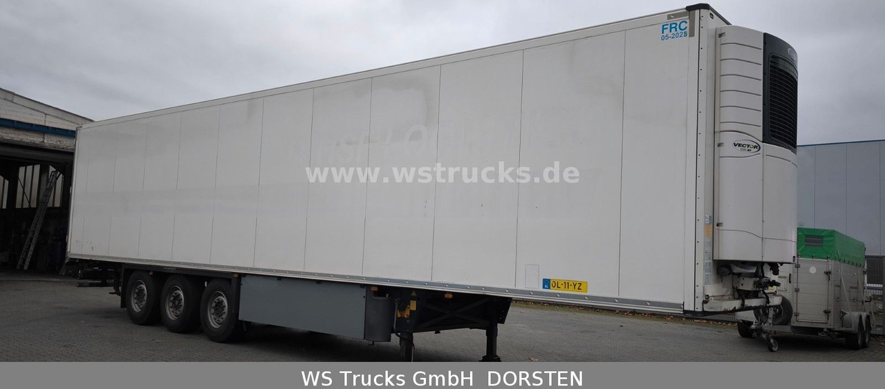 Schmitz Cargobull SKO 24 Kühlauflieger | Rohrbahn Vector 1950Mt - Félpótkocsi hűtős: 4 kép. Schmitz Cargobull SKO 24 Kühlauflieger | Rohrbahn Vector 1950Mt - Félpótkocsi hűtős: 4 kép.