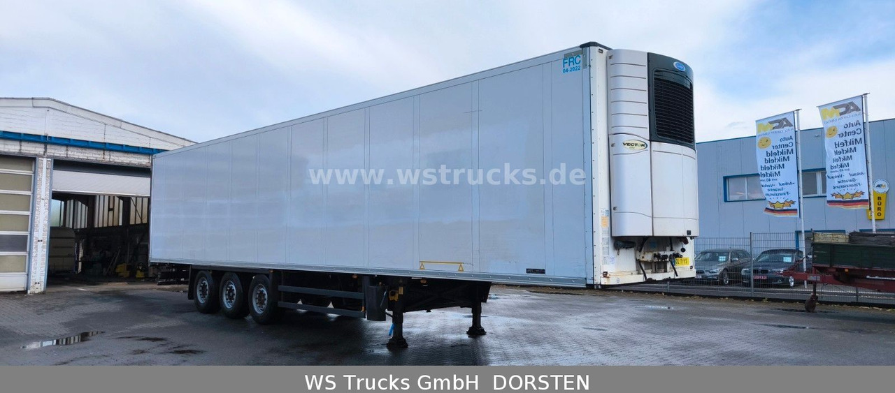 Schmitz Cargobull SKO 24 Kühlauflieger Vector 1550 Strom/Diesel - Félpótkocsi hűtős: 2 kép. Schmitz Cargobull SKO 24 Kühlauflieger Vector 1550 Strom/Diesel - Félpótkocsi hűtős: 2 kép.