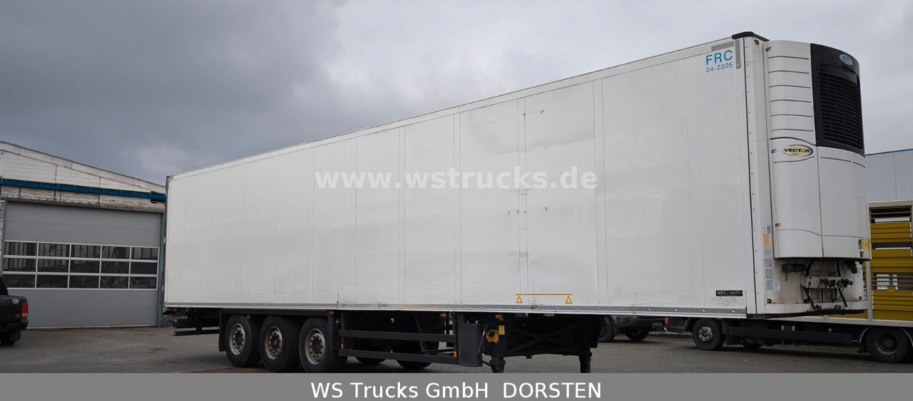 Schmitz Cargobull SKO 24 Kühlauflieger Vector 1550 Strom/Diesel - Félpótkocsi hűtős: 3 kép. Schmitz Cargobull SKO 24 Kühlauflieger Vector 1550 Strom/Diesel - Félpótkocsi hűtős: 3 kép.