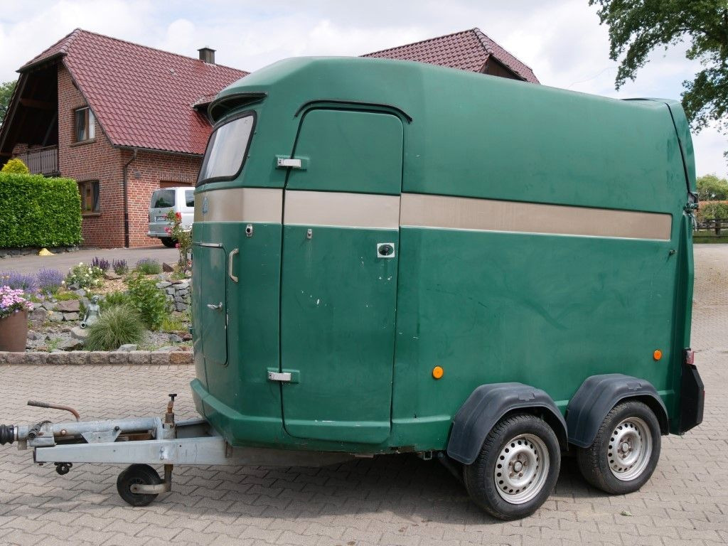 Westfalia Vollpoly 2 Pferde  - Lószállító utánfutó: 1 kép. Westfalia Vollpoly 2 Pferde  - Lószállító utánfutó: 1 kép.