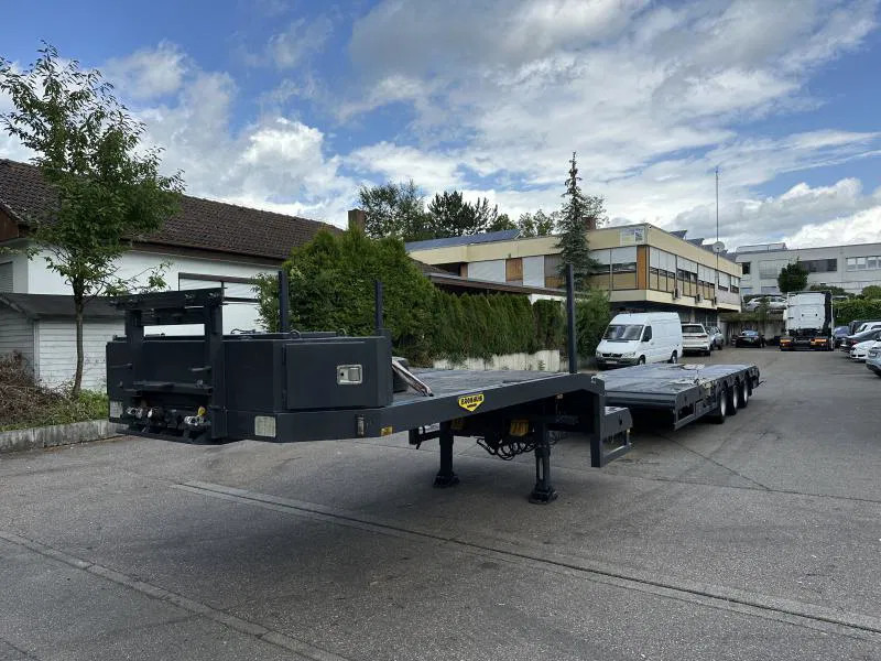 Broshuis Tele Semi Tieflader Luft 4.5 m auszieh u. 3 m verb Tele Semi Tieflader Luft 4.5 m auszieh u. 3 m verbreiterb. - Félpótkocsi mélybölcsős: 1 kép. Broshuis Tele Semi Tieflader Luft 4.5 m auszieh u. 3 m verb Tele Semi Tieflader Luft 4.5 m auszieh u. 3 m verbreiterb. - Félpótkocsi mélybölcsős: 1 kép.