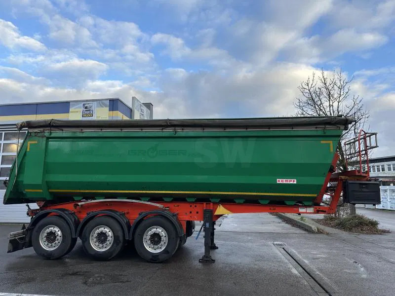 Kempf SKM 35/3 Hardox 31 m³ Lift ALCOA SKM 35/3 Hardox 31 m³ Lift ALCOA - Félpótkocsi billenőplatós: 5 kép. Kempf SKM 35/3 Hardox 31 m³ Lift ALCOA SKM 35/3 Hardox 31 m³ Lift ALCOA - Félpótkocsi billenőplatós: 5 kép.