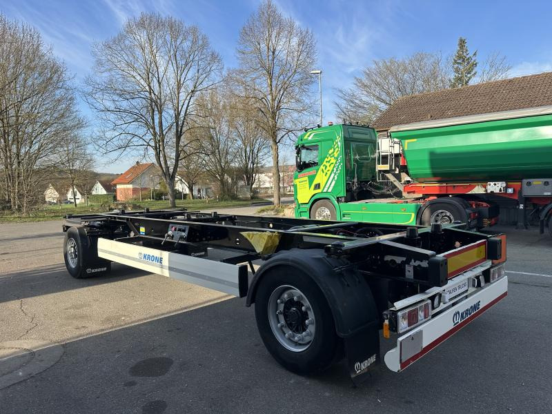 Krone 10 x Jumbo Lafette deutsche Anh. TÜV NEU! 10 x Jumbo Lafette deutsche Anh. TÜV NEU! - Pótkocsi cserefelépítményes: 3 kép. Krone 10 x Jumbo Lafette deutsche Anh. TÜV NEU! 10 x Jumbo Lafette deutsche Anh. TÜV NEU! - Pótkocsi cserefelépítményes: 3 kép.
