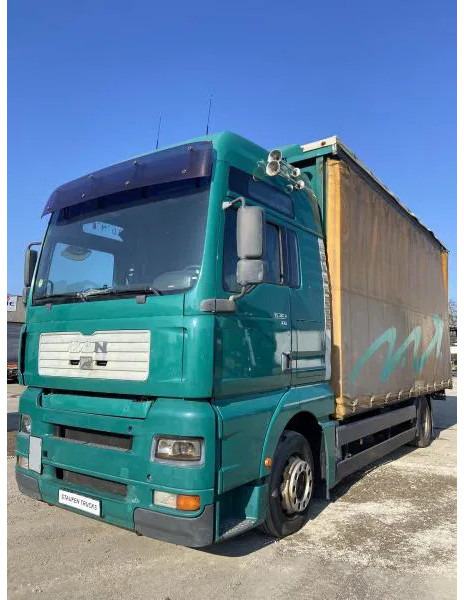 MAN TGA 18.310 BL XXL Jumbo Pritsche Schiebepl. - Dobozos felépítményű teherautó: 1 kép. MAN TGA 18.310 BL XXL Jumbo Pritsche Schiebepl. - Dobozos felépítményű teherautó: 1 kép.
