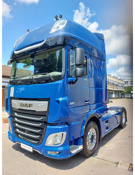 DAF XF 106 530 SSC Intarder ALCOA Standard - Nyergesvontató: 2 kép. DAF XF 106 530 SSC Intarder ALCOA Standard - Nyergesvontató: 2 kép.