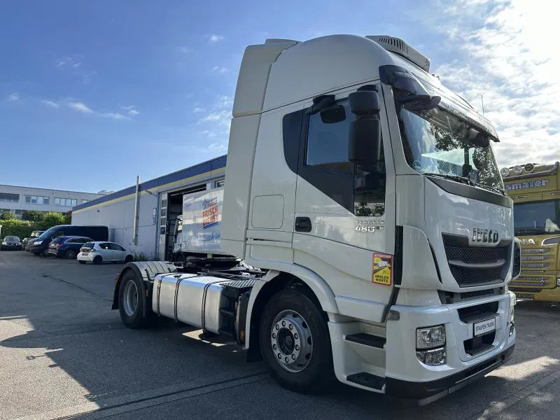 Iveco Stralis 480 AS440T/P*Standard*Intarder*Klima*Standklima - Nyergesvontató: 2 kép. Iveco Stralis 480 AS440T/P*Standard*Intarder*Klima*Standklima - Nyergesvontató: 2 kép.