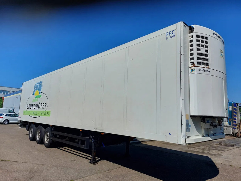 Schmitz Cargobull SKO 24 Tiefkühl SANH + TK SL 200e-50 - Félpótkocsi hűtős: 2 kép. Schmitz Cargobull SKO 24 Tiefkühl SANH + TK SL 200e-50 - Félpótkocsi hűtős: 2 kép.