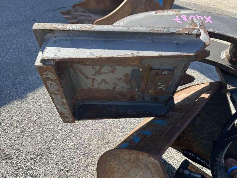 KINSHOFER 450mm - pelles 8 Tonnes - Polip kanál: 4 kép. KINSHOFER 450mm - pelles 8 Tonnes - Polip kanál: 4 kép.