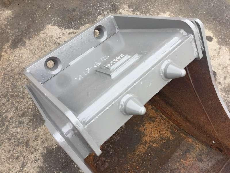 MECALAC 580mm - sans Dents - MECALAC 8/10/11/12 - Kotró kanál: 4 kép. MECALAC 580mm - sans Dents - MECALAC 8/10/11/12 - Kotró kanál: 4 kép.