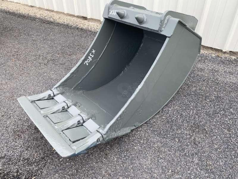 MECALAC Séries 8 / 10 / 11 / 12 - 620mm - Kotró kanál: 1 kép. MECALAC Séries 8 / 10 / 11 / 12 - 620mm - Kotró kanál: 1 kép.