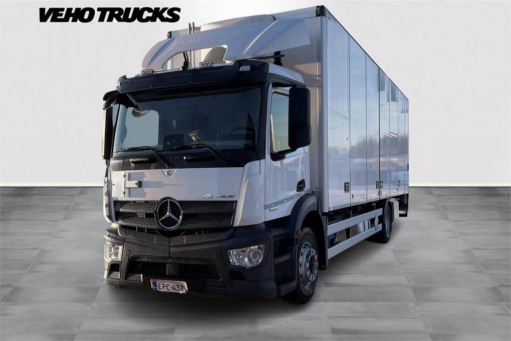 Mercedes-Benz ACTROS 1827 5 KSA - Dobozos felépítményű teherautó: 1 kép. Mercedes-Benz ACTROS 1827 5 KSA - Dobozos felépítményű teherautó: 1 kép.