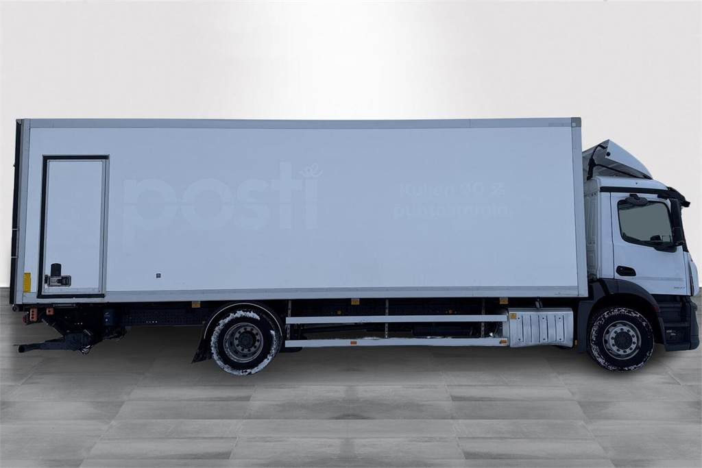 Mercedes-Benz ACTROS 1827 5 SM KSA-kori + PL - Dobozos felépítményű teherautó: 5 kép. Mercedes-Benz ACTROS 1827 5 SM KSA-kori + PL - Dobozos felépítményű teherautó: 5 kép.