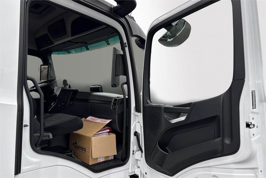 Darus autó Mercedes-Benz ACTROS 2532 L 6x2 UUSI Nosturiauto: 17 kép.
