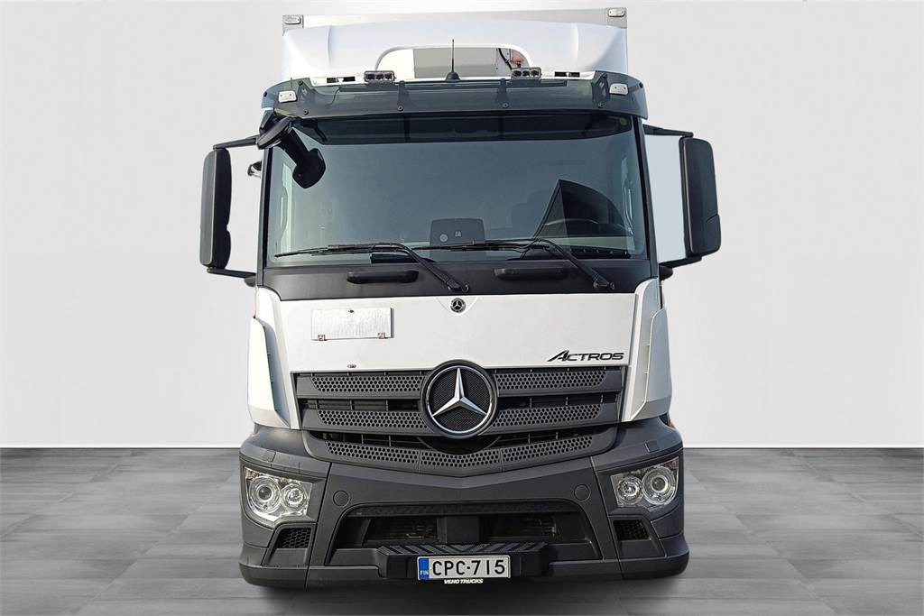 Mercedes-Benz ACTROS 5 SM 1827 L KSA - Hőszigetelt teherautó: 2 kép. Mercedes-Benz ACTROS 5 SM 1827 L KSA - Hőszigetelt teherautó: 2 kép.