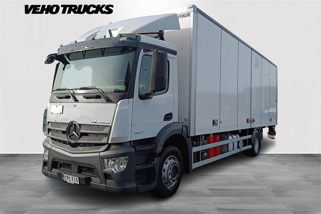 Mercedes-Benz ACTROS 5 SM 1827 L KSA - Hőszigetelt teherautó: 1 kép. Mercedes-Benz ACTROS 5 SM 1827 L KSA - Hőszigetelt teherautó: 1 kép.