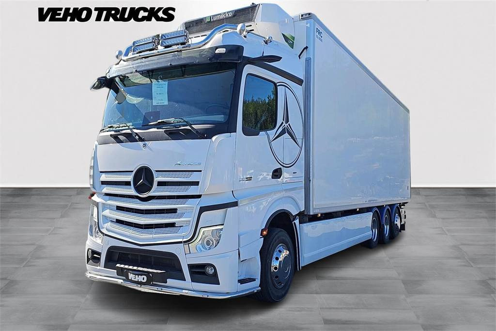 Mercedes-Benz ACTROS L 580hv 4-aks FRC 02/2026 - Hőszigetelt teherautó: 1 kép. Mercedes-Benz ACTROS L 580hv 4-aks FRC 02/2026 - Hőszigetelt teherautó: 1 kép.