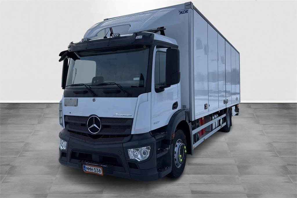 Mercedes-Benz Actros 1827L 8,7m Ksa Umpikori - Dobozos felépítményű teherautó: 1 kép. Mercedes-Benz Actros 1827L 8,7m Ksa Umpikori - Dobozos felépítményű teherautó: 1 kép.