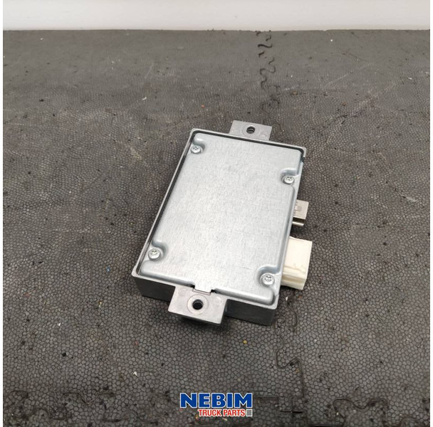 Renault Renault - 7421723757 - Regeleenheid camera - Alkatrész - Teherautó: 2 kép. Renault Renault - 7421723757 - Regeleenheid camera - Alkatrész - Teherautó: 2 kép.