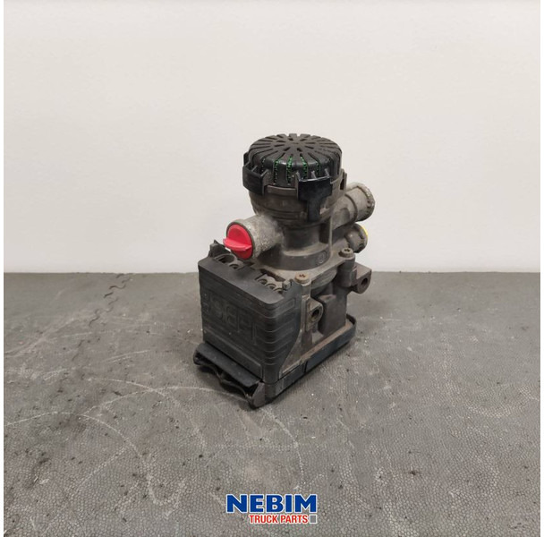 Volvo Volvo - 22225550 - Modulator - Alkatrész - Teherautó: 2 kép. Volvo Volvo - 22225550 - Modulator - Alkatrész - Teherautó: 2 kép.