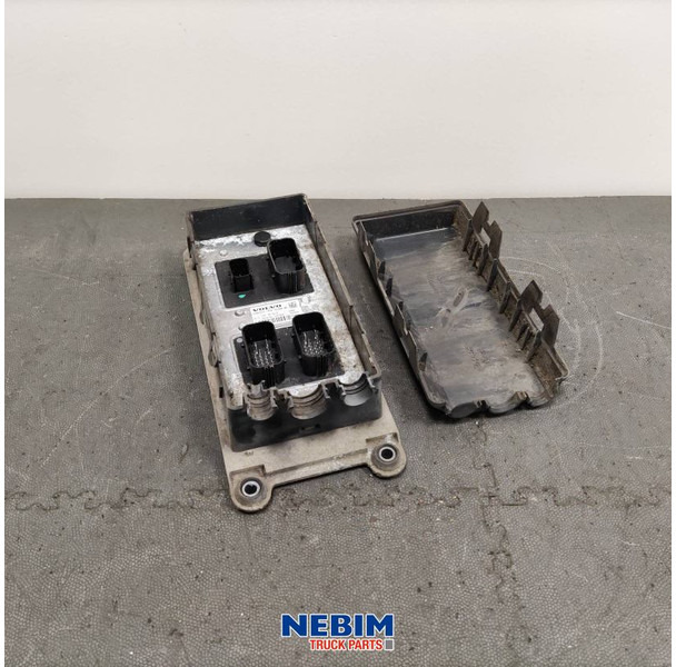 Volvo Volvo - 22881415 - Regeleenheid CCIOM - Alkatrész - Teherautó: 1 kép. Volvo Volvo - 22881415 - Regeleenheid CCIOM - Alkatrész - Teherautó: 1 kép.