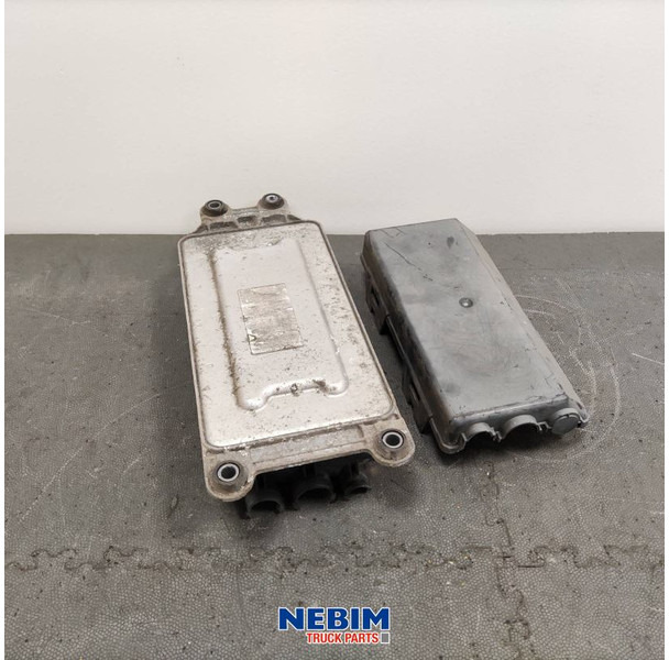 Volvo Volvo - 22881415 - Regeleenheid CCIOM - Alkatrész - Teherautó: 2 kép. Volvo Volvo - 22881415 - Regeleenheid CCIOM - Alkatrész - Teherautó: 2 kép.