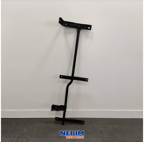 Volvo Volvo - 82429293 - Zijfender steun FH4 rechts - Alkatrész - Teherautó: 1 kép. Volvo Volvo - 82429293 - Zijfender steun FH4 rechts - Alkatrész - Teherautó: 1 kép.