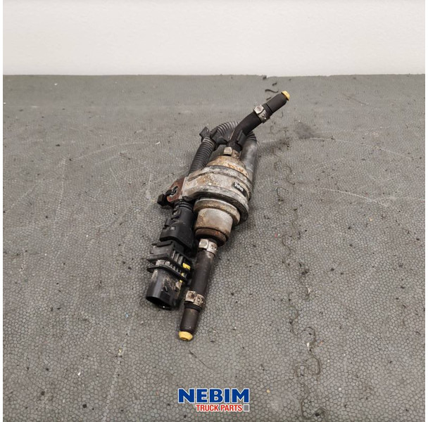 Volvo Volvo - 84259767 - Brandstofpomp - Alkatrész - Teherautó: 1 kép. Volvo Volvo - 84259767 - Brandstofpomp - Alkatrész - Teherautó: 1 kép.