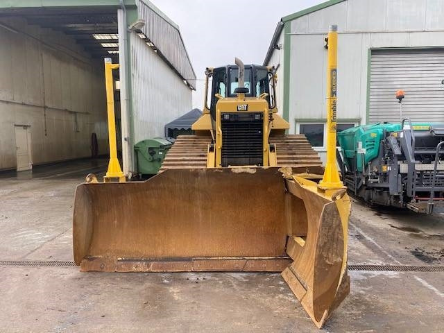Cat D 6 N LGP Trimble GPS MIETE / RENTAL (12001425) - Buldózer: 2 kép. Cat D 6 N LGP Trimble GPS MIETE / RENTAL (12001425) - Buldózer: 2 kép.