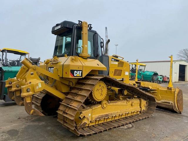 Cat D 6 N LGP Trimble GPS MIETE / RENTAL (12001425) - Buldózer: 5 kép. Cat D 6 N LGP Trimble GPS MIETE / RENTAL (12001425) - Buldózer: 5 kép.