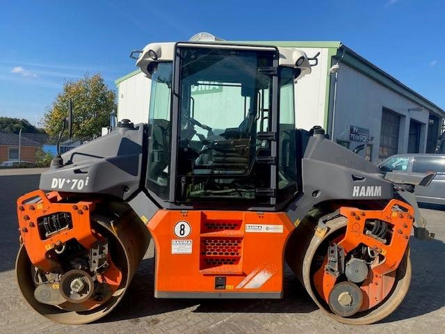 Hamm DV+ 70i VO MIETE / RENTAL (12000424) - Henger: 2 kép. Hamm DV+ 70i VO MIETE / RENTAL (12000424) - Henger: 2 kép.