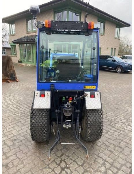Iseki TM 3267 AHL K (12005269) - Kistraktor: 4 kép. Iseki TM 3267 AHL K (12005269) - Kistraktor: 4 kép.