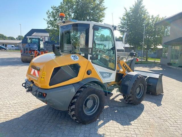 Liebherr L 504 Compact MIETE / RENTAL (12001791) - Gumikerekes homlokrakodó: 5 kép. Liebherr L 504 Compact MIETE / RENTAL (12001791) - Gumikerekes homlokrakodó: 5 kép.