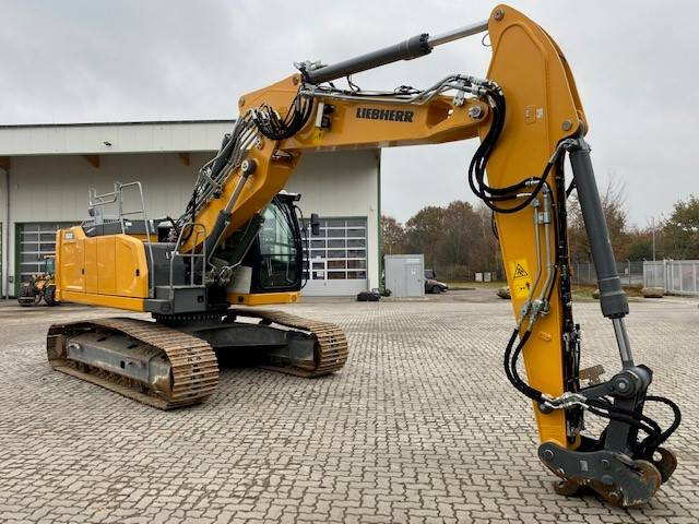 Lánctalpas kotró Liebherr R 922 LC (G8) MIETE / RENTAL (12001992): 7 kép.