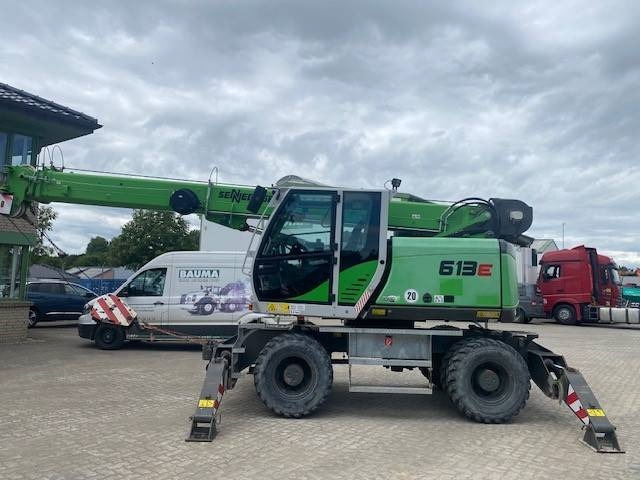 Sennebogen 613 M MIETE / RENTAL (12005440) - Lánctalpas kotró: 2 kép. Sennebogen 613 M MIETE / RENTAL (12005440) - Lánctalpas kotró: 2 kép.