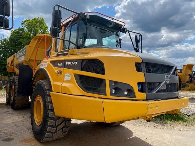 Volvo A 25 G MIETE / RENTAL (12001045) - Csuklós dömper: 5 kép. Volvo A 25 G MIETE / RENTAL (12001045) - Csuklós dömper: 5 kép.
