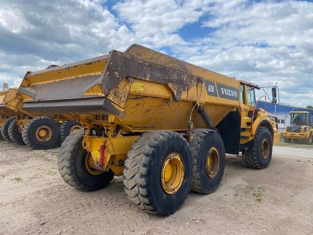 Volvo A 25 G MIETE / RENTAL (12002210) - Csuklós dömper: 4 kép. Volvo A 25 G MIETE / RENTAL (12002210) - Csuklós dömper: 4 kép.