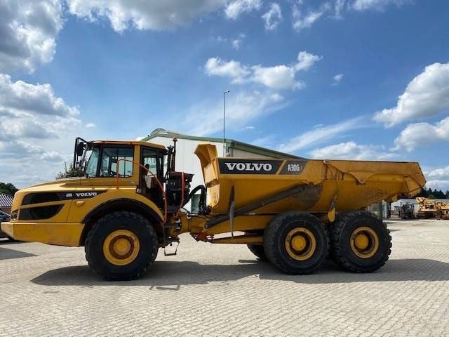 Volvo A 30 G MIETE / RENTAL (12000789) - Csuklós dömper: 2 kép. Volvo A 30 G MIETE / RENTAL (12000789) - Csuklós dömper: 2 kép.