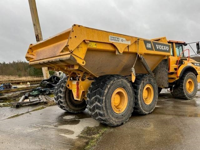Volvo A 30 G MIETE / RENTAL (12001021) - Csuklós dömper: 4 kép. Volvo A 30 G MIETE / RENTAL (12001021) - Csuklós dömper: 4 kép.