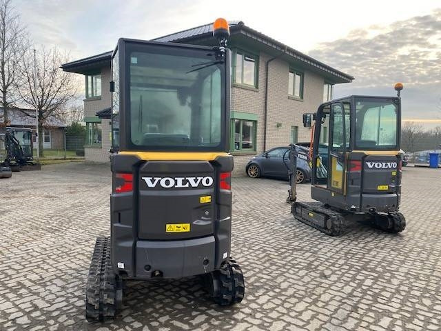 Volvo EC 20 E MIETE / RENTAL (12001812) - Minikotró: 4 kép. Volvo EC 20 E MIETE / RENTAL (12001812) - Minikotró: 4 kép.