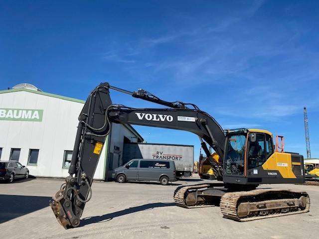 Volvo EC 220 E L MIETE / RENTAL (12001050) - Lánctalpas kotró: 1 kép. Volvo EC 220 E L MIETE / RENTAL (12001050) - Lánctalpas kotró: 1 kép.
